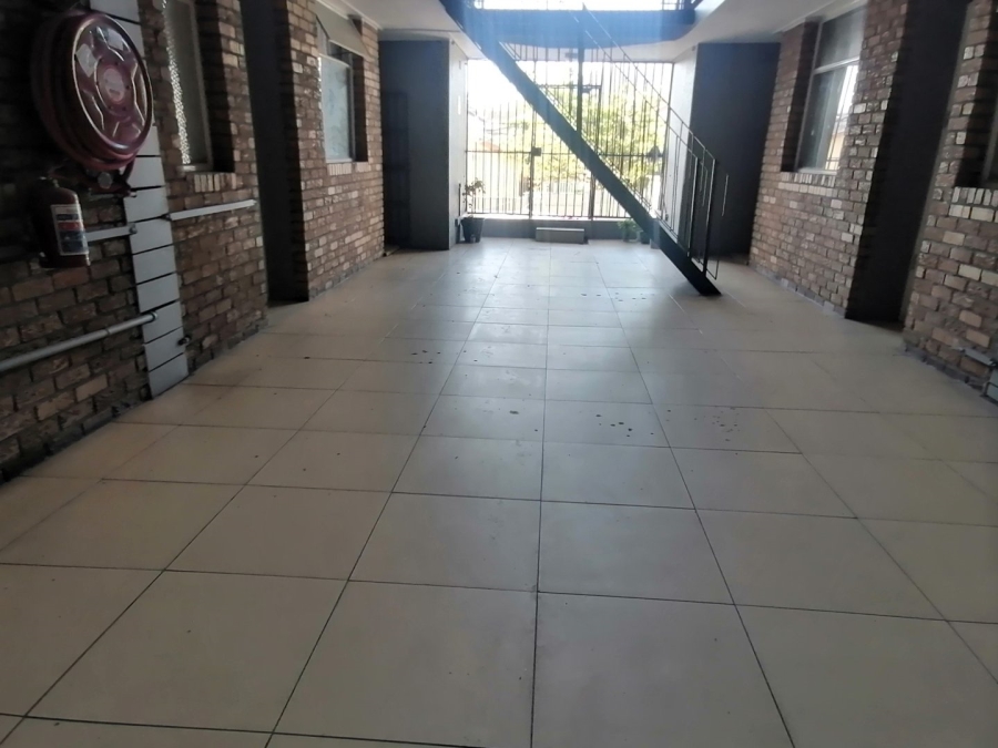 2 Bedroom Property for Sale in Avondale Western Cape